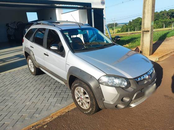FIAT PALIO 1.8 MPI ADVENTURE WEEKEND 16V FLEX 4P AUTOMATIZADO